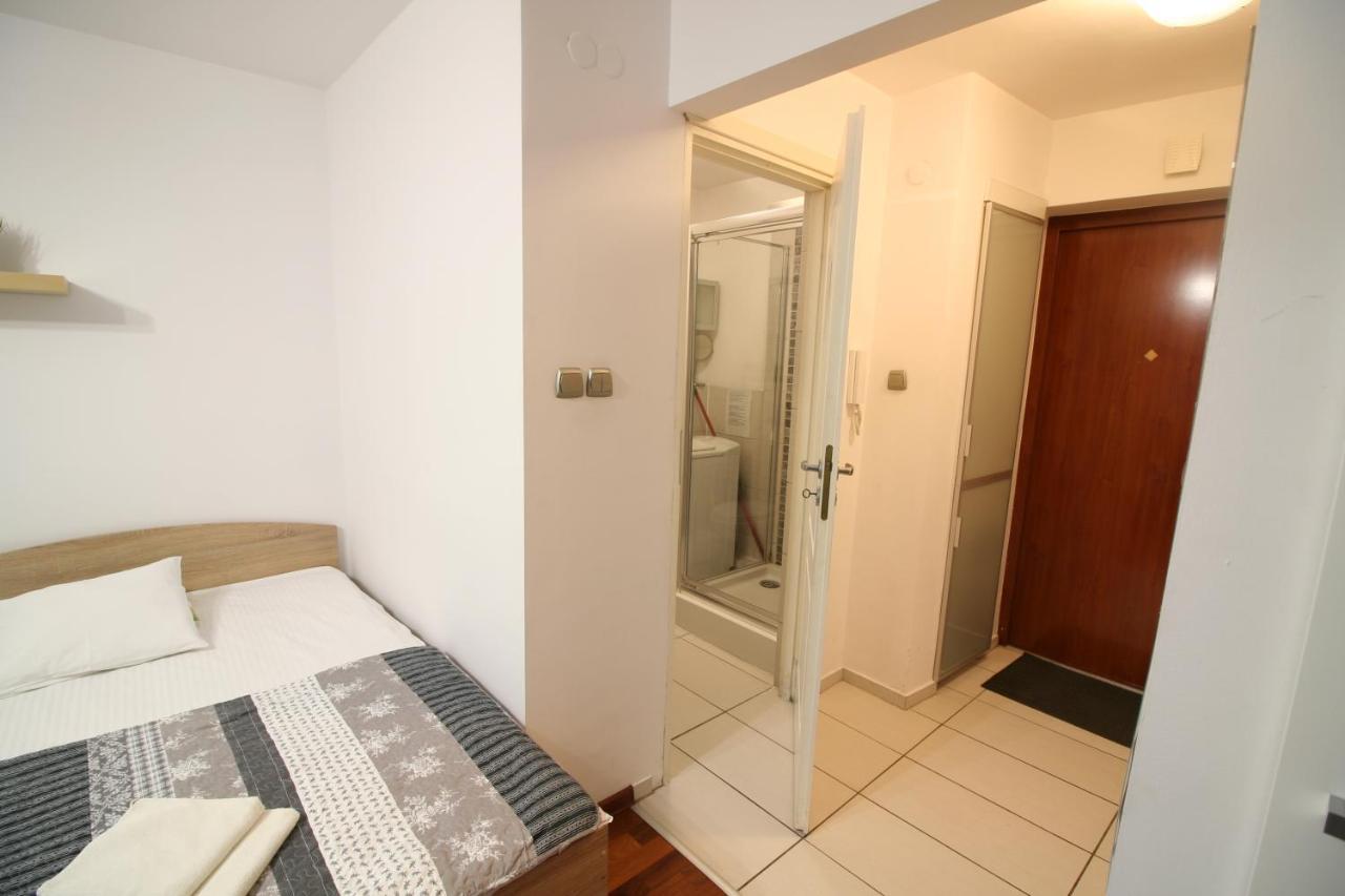 Apartamenty Varsovie Twarda City Luaran gambar